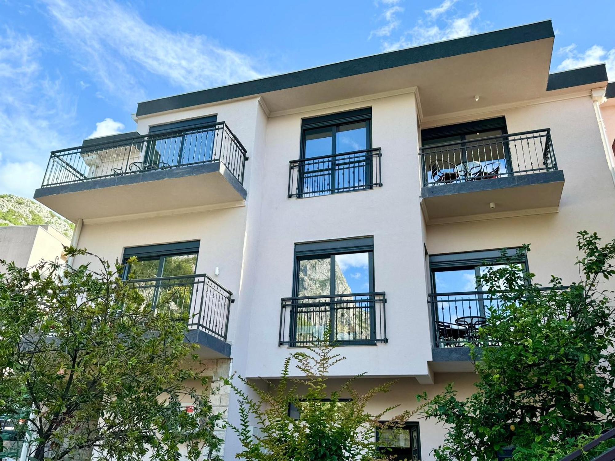 Harmony Garden Apartments 科托尔 外观 照片
