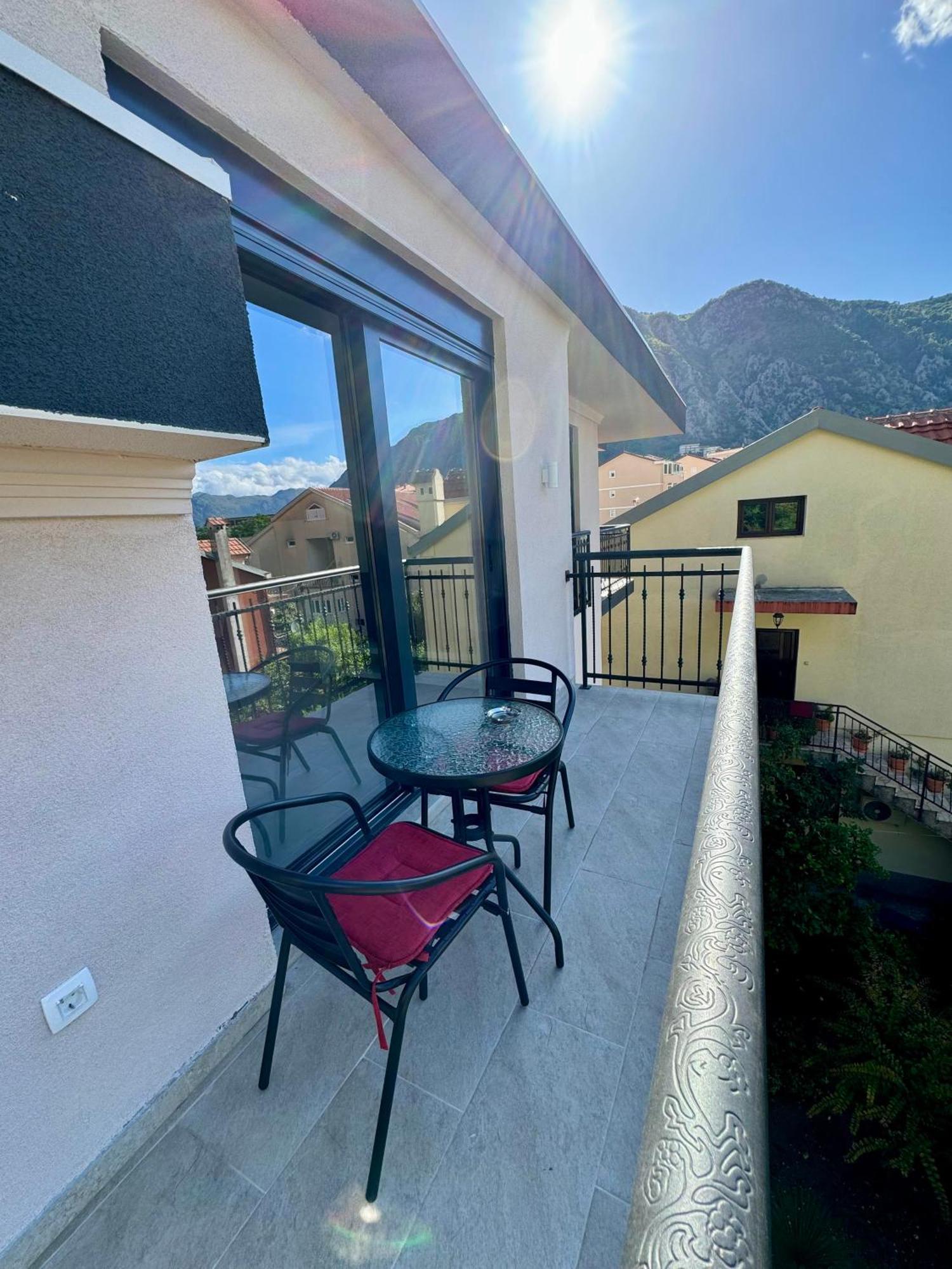Harmony Garden Apartments 科托尔 外观 照片